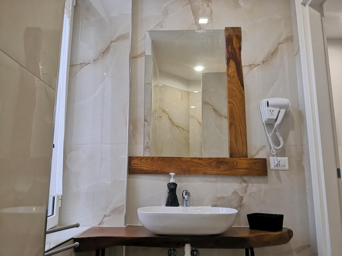 Il Centro Guest House Neapol Pokoj fotografie