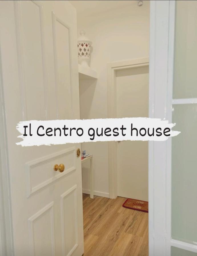 Il Centro Guest House Neapol Pokoj fotografie